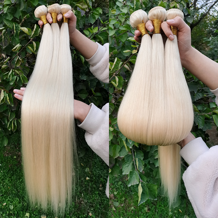 Cheveux blonds raides