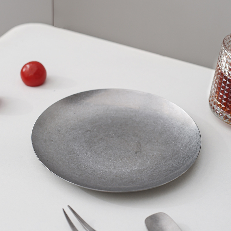Disque gris 17cm sans bord peu profond