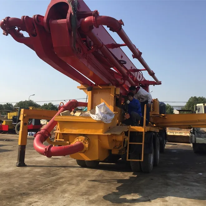 Di seconda Mano Macchina di 37 M di altezza della Cina Camion Pompa per calcestruzzo in vendita