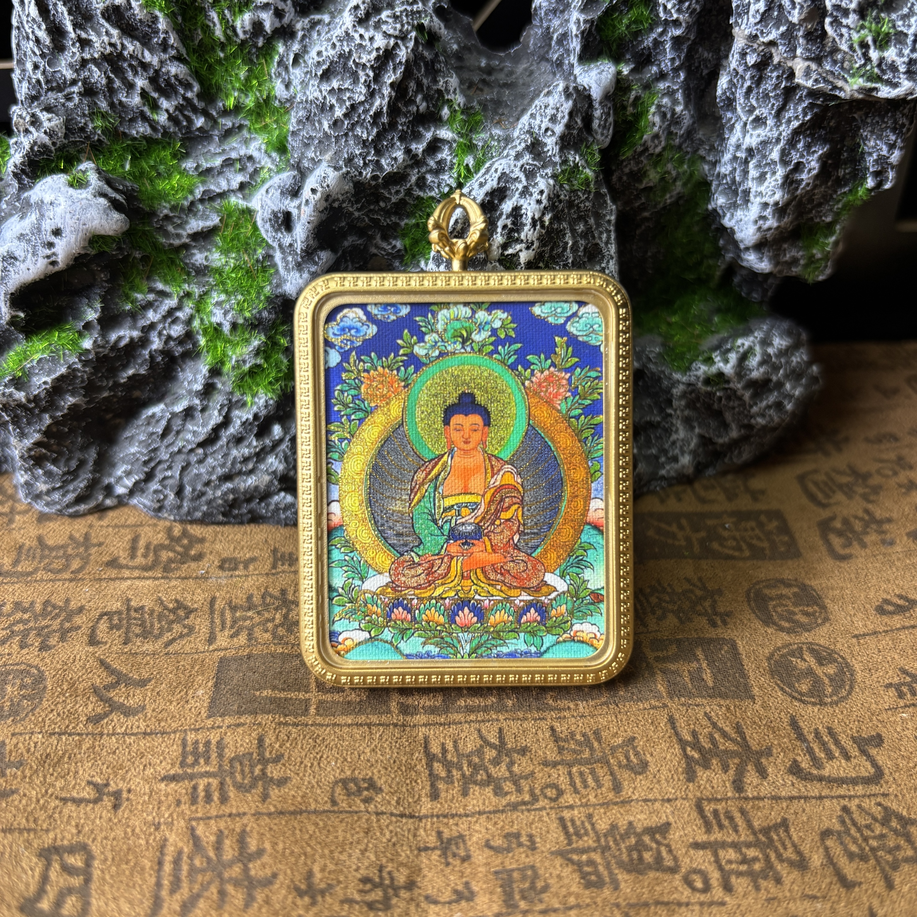 Bouddha Amitabha en or 2