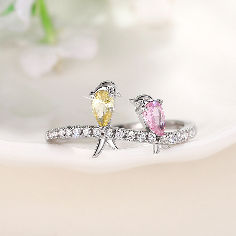 Q829 Platinum color