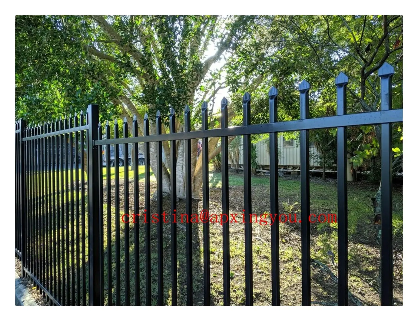 Ferforje çelik sınır çit paneli çelik ızgara kafes çit bahçe parkı için yapı