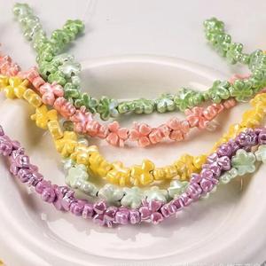 ลูกปัดเซรามิกดินเผาเคลือบสีสันสดใสขนาด12มม. ลูกปัดดอกโคลเวอร์นำโชค3D แบบ DIY - Product Image 2
