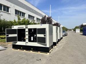 Máy phát điện diesel Powered điện Cummins động cơ với chất lượng cao Nhà Máy Giá 200kva 160Kw 150kw im lặng Máy phát điện diesel - Product Image 3
