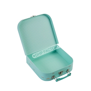 Juego de embalaje de regalo de Navidad Maleta de cartón de papel impresa personalizada Cajas de regalo anidadas en blanco con asa - Product Image 1