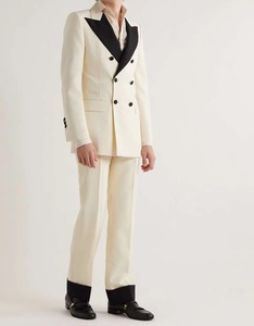 The title mentions 'Wool and Mohair Blended' but the <strong>attributes</strong> list the material as 'Wool / Polyester'. - Product Image 3