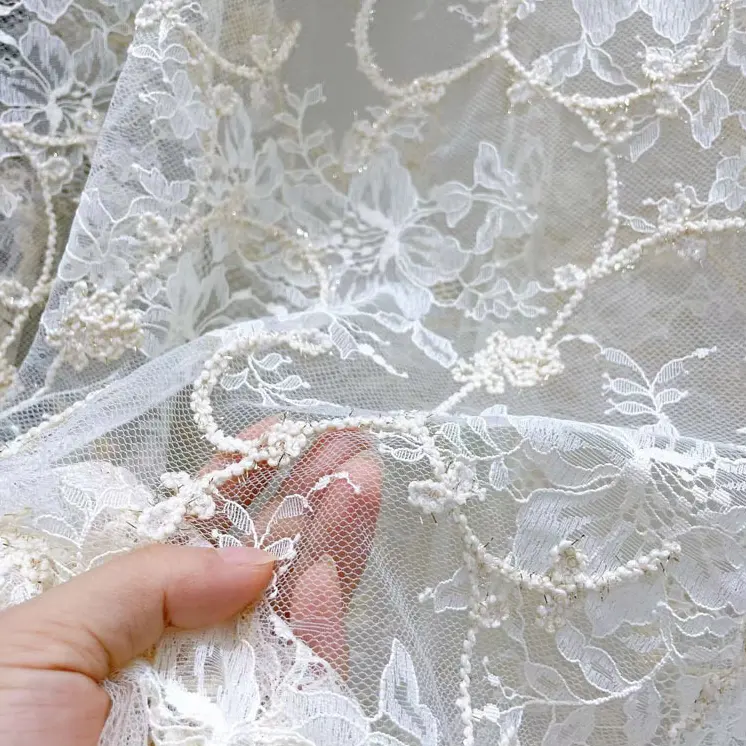 Largura 130 cm Nylon chinlon Jacquard crochê francês bordado tecido de renda contas metálicas flor cordão tecido para vestido