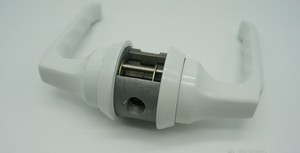 Özel Modern everaluminum alüminyum cam kapi kilit silindirleri anahtar <span class=keywords><strong>s</strong></span>ürgülü siyah beyaz gümüş lekeli kapı kilidi MP23-C özelleştirilebilir