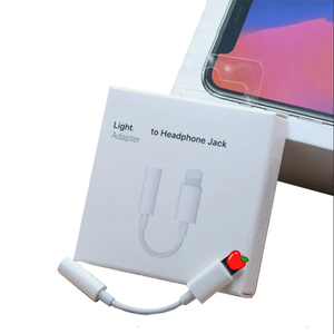 厂家直销3.5毫米耳机音频插孔适配器Aux Cablefor iPhone适配器 - Product Image 2