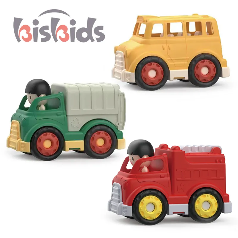 Giocattolo di plastica auto ragazzo che combatte il motore camion dei pompieri giocattolo PE modello di rullaggio auto per bambini macchinine