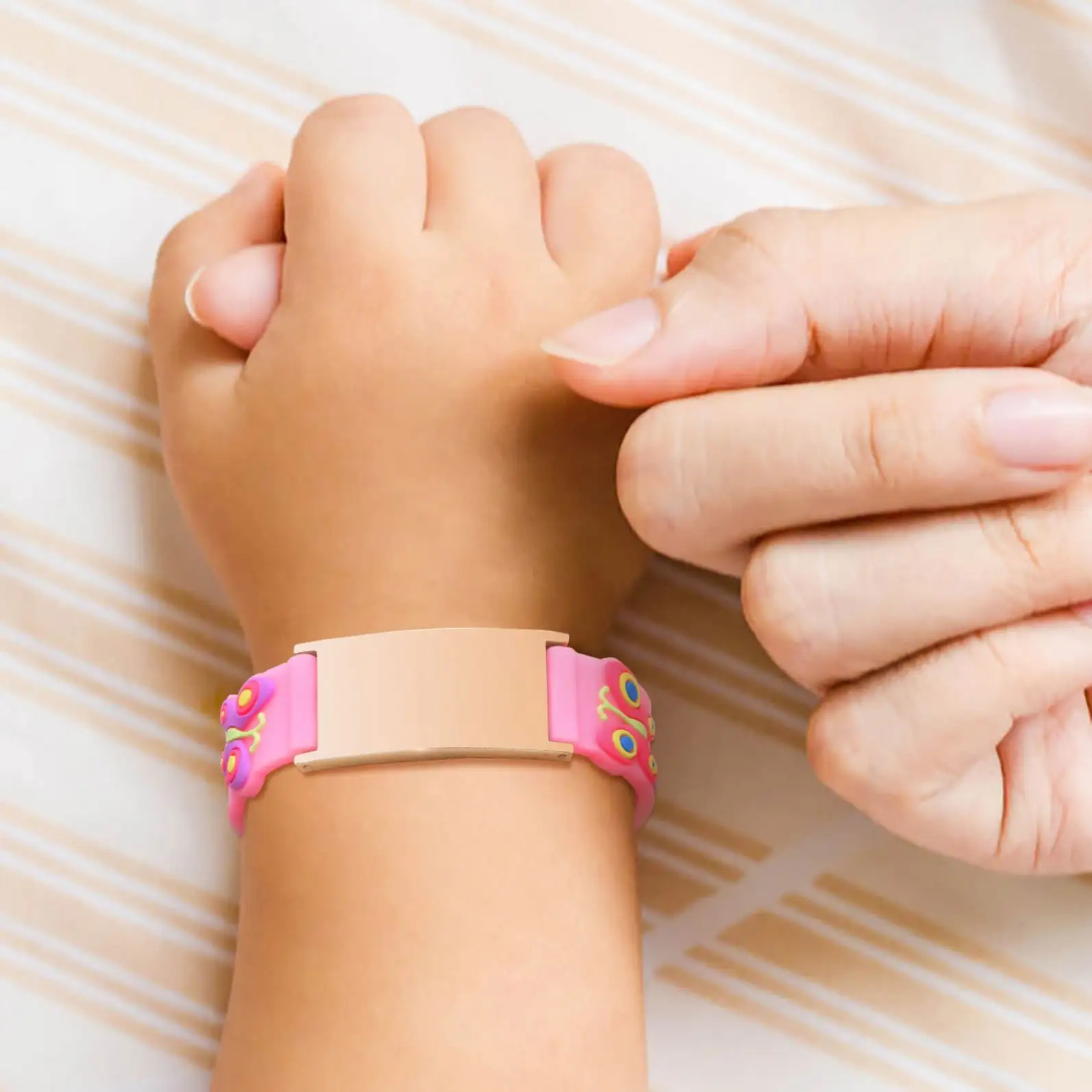 Tryme gelang bayi ukiran bebas, gelang silikon dapat disesuaikan dengan gelang baja tahan karat, hadiah yang disesuaikan untuk anak laki-laki dan perempuan