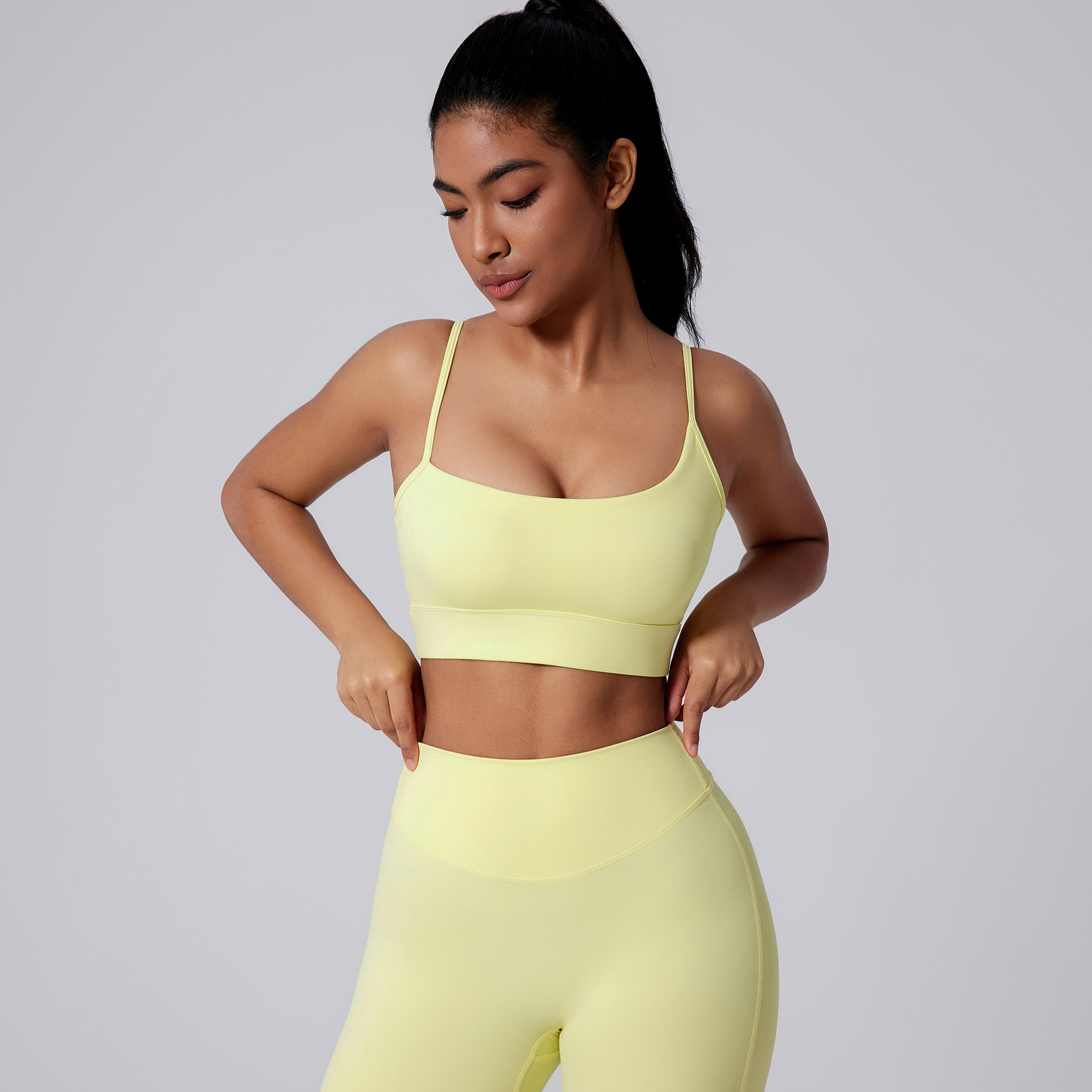 Jaune