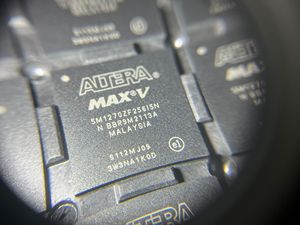BGA-256 Chip di controllo logico programmabile <span class=keywords><strong>IC</strong></span> pacchetto 5 m1270zf256i5n
