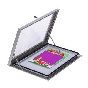 Özelleştirilebilir mantar/keçe kilidi ahşap çatkı duvar monte bülten tahtası vitrini duyuru panosu - Product Image 1