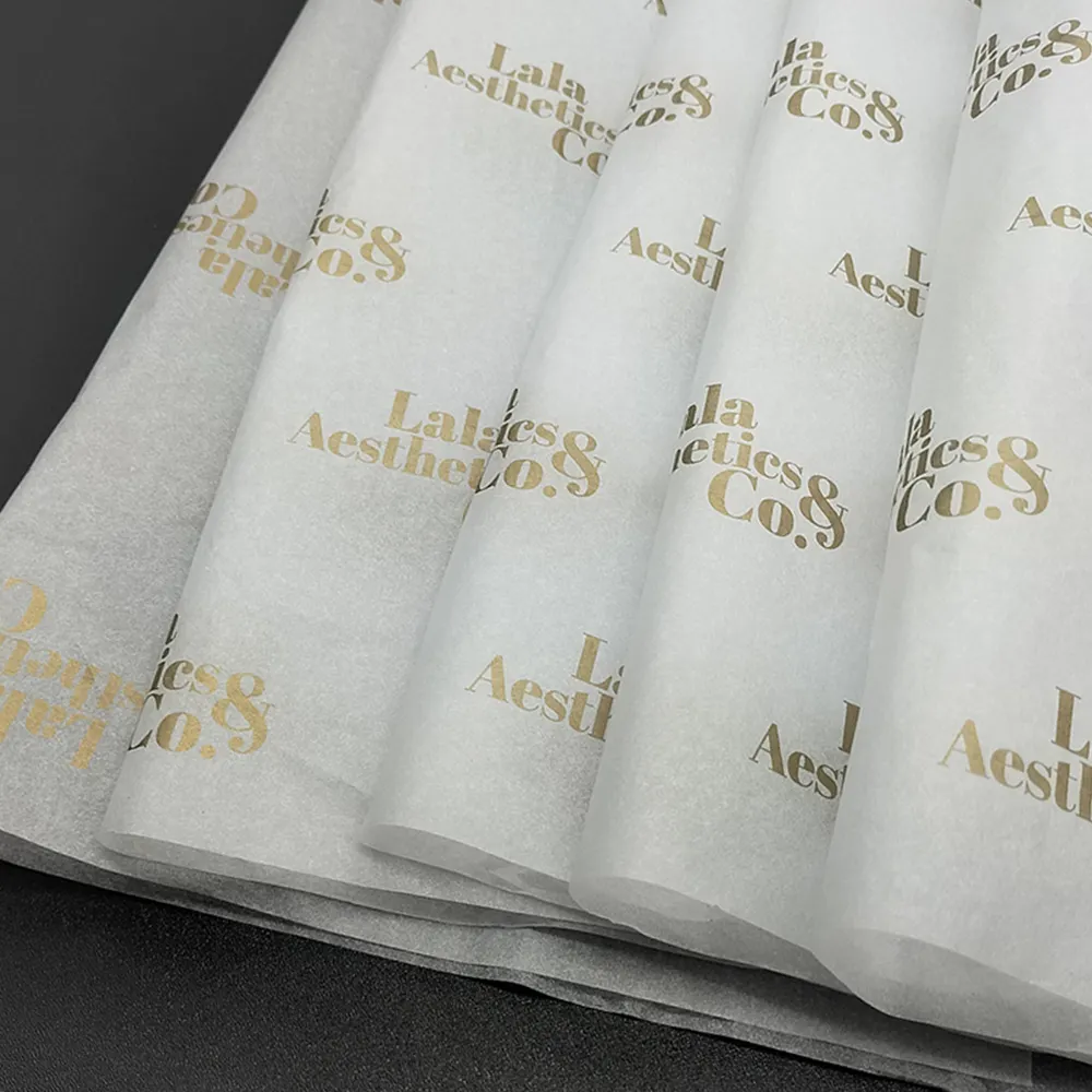 Papel de seda con impresión de logotipo de marca dorada personalizada, seda blanca fina de 17gsm para embalaje de ropa