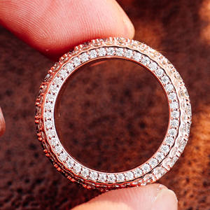 แหวนฮิปฮอปสีโรสโกลด์10K 14K 18K ประดับเพชรโมอิสซอไนท์สุดหรูทำด้วยมือแหวนชั้นดีสำหรับผู้หญิงผู้ชายงานปาร์ตี้ - Product Image 2