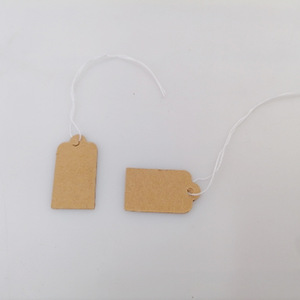 小さな小さな100個のバンドルは、弾性ストリング付きの茶色のいかだ紙タグをリサイクルします - Product Image 4