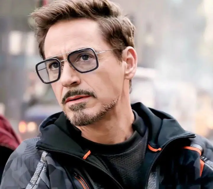 De moda caliente pequeño enmarcado de hierro hombre Tony Stark Bob Downey gafas de sol más de 2021 hombres