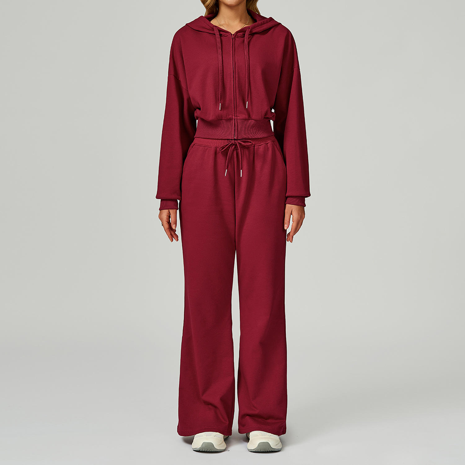 เสื้อแจ็คเก็ต 2030 และกางเกงวอร์มขาบาน 2030 - สีแดงเชอร์รี่