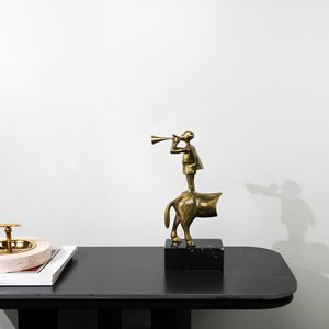 Lüks tasarım Modern yaratıcı dekorasyon oturma odası ofis el yapımı altın şekil sanat heykel mermer Metal süsler ev dekor - Product Image 6