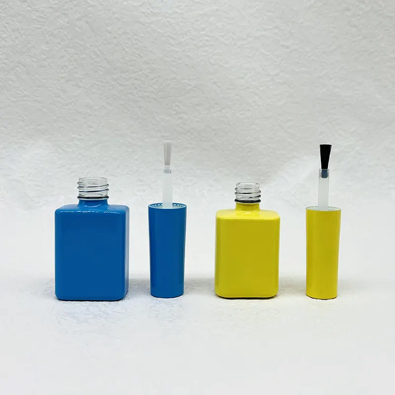 Botellas de esmalte de uñas modernas de lujo personalizadas al por mayor, botella de vidrio de aceite de esmalte de uñas de gel de 13mL única con cepillo