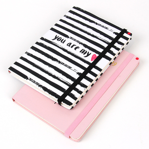 Juego de libreta a rayas y puntos, caja de regalo con forma de corazón, diario, tapa dura personalizable, negro y blanco