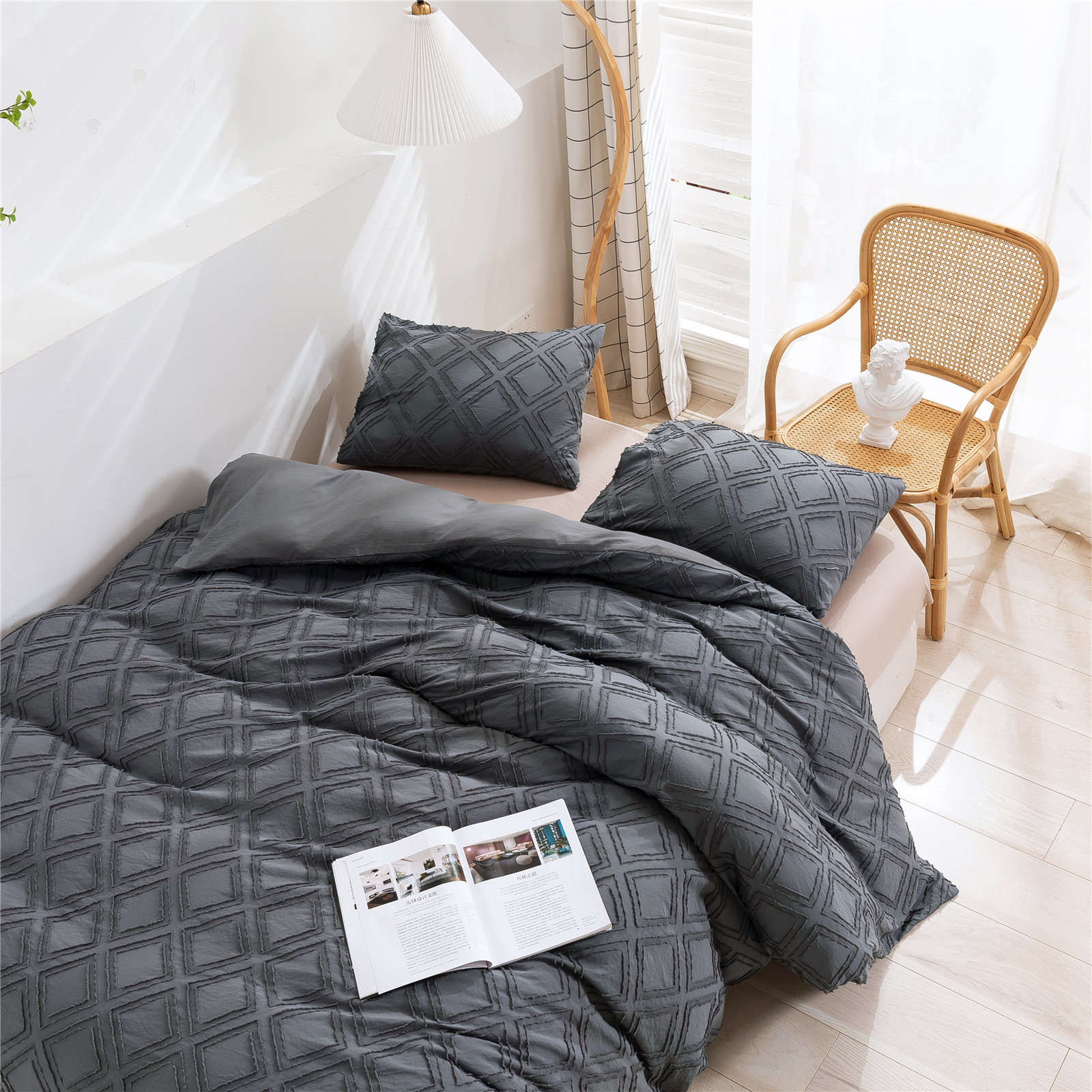 Diamond Pattern Tufted Duvet cover 3PCS  Comforter cover Microfiber Bedding set Solid Duvet cover