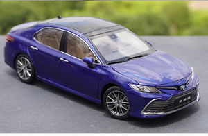 Camry 1:18 למות הליהוק חם גלגל toyo טה סגסוגת מכונית צעצוע המכונית pulback דלת יכול לפתוח מתכת אוסף camry מכונית