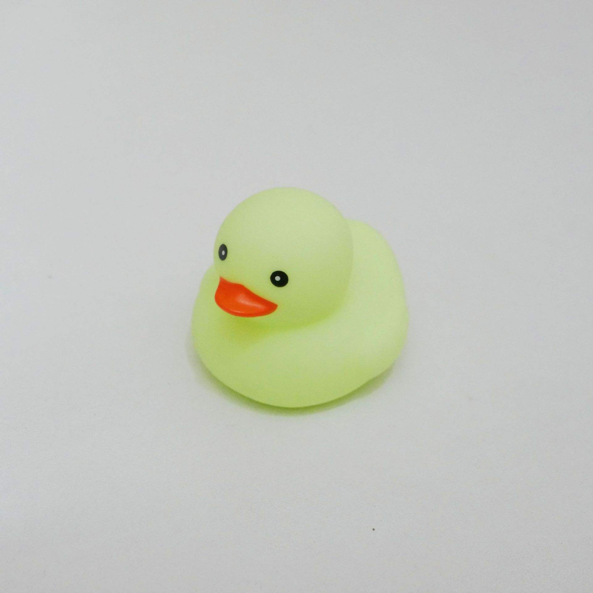 สีเขียวอ่อน