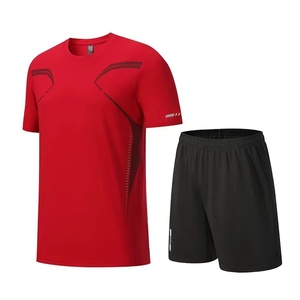 Toptan gömlek ve kısa set erkekler jogger O boyun t shirt kısa set yansıtıcı şerit ile çalışan spor antrenman kıyafeti takım erkekler - Product Image 3