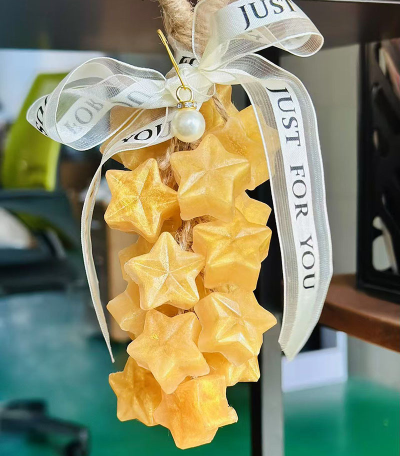 8-Gold star