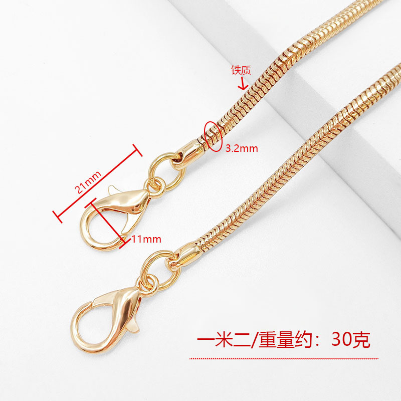 Hsg3212-0013. Cadena de serpiente de hierro de 2 mm, 1.2 m, color dorado.