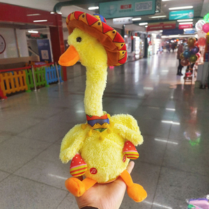 新品电动重复扭鸭学说话录音宠物互动软舞毛绒玩具