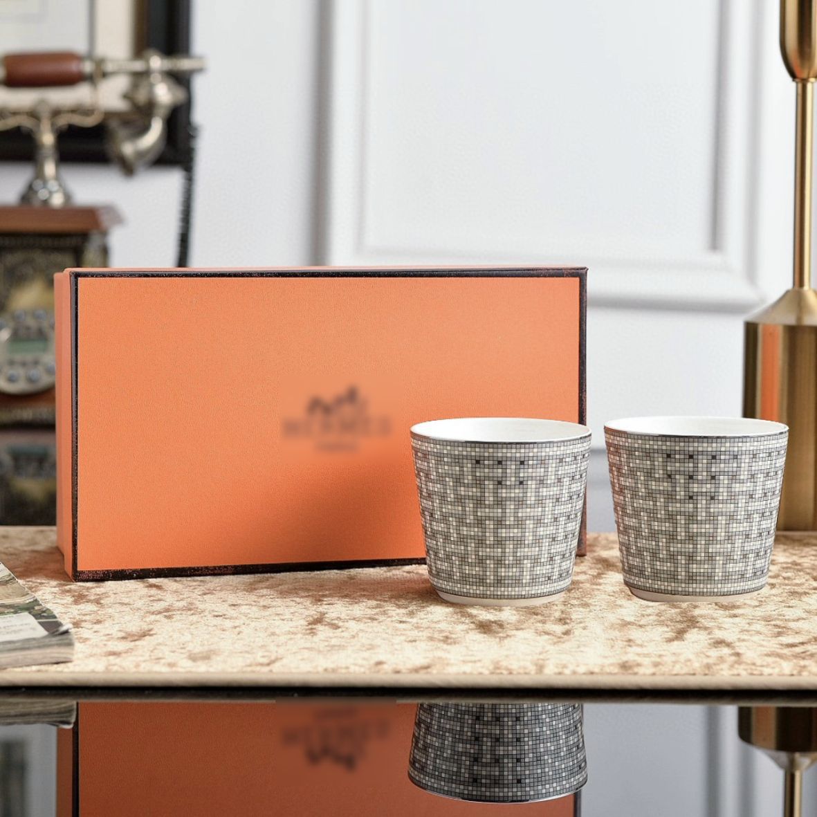 F paragraph cup