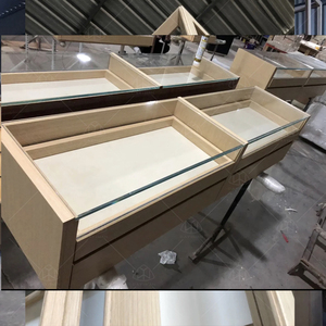 大品牌收藏店眼镜柜的设计与定制 - Product Image 2