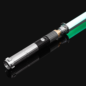 Luke Star Battle 2-in-1ดาบเลเซอร์แสงโลหะ16สีตีตีของเล่นแท่งเรืองแสงสำหรับเด็ก