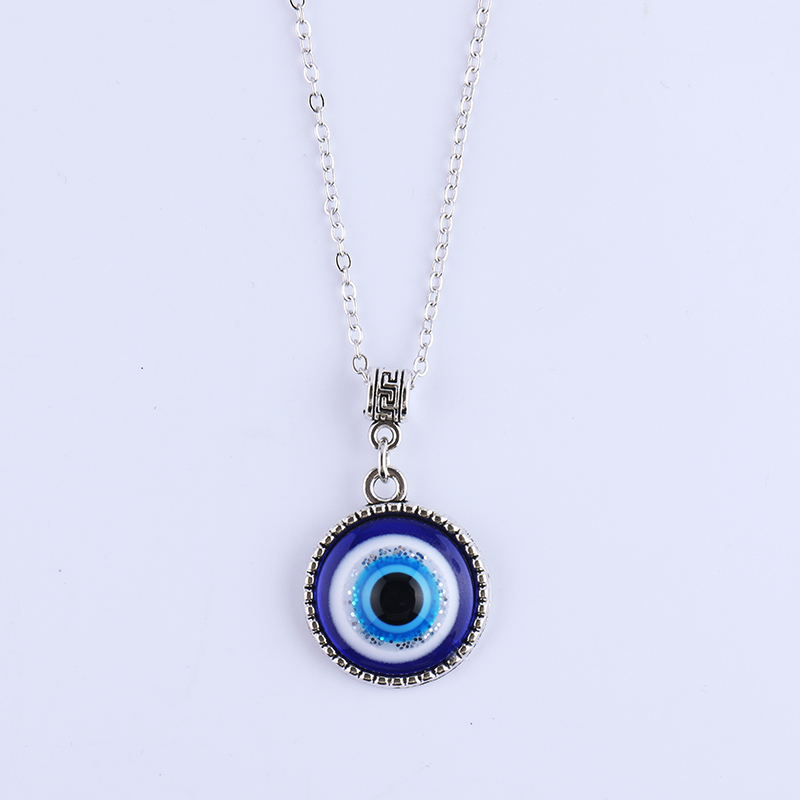 8 # Pequeño ojo