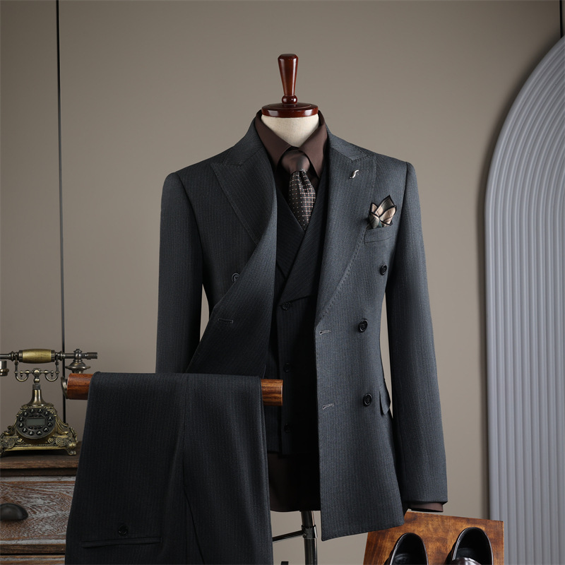 Dark gray stripess (suit + vest + trousers)