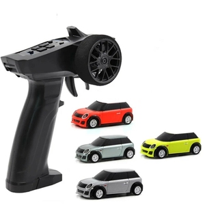 1/76ミニ電気自動車ターボレーシングRCRTR2.4G 2WD大人のクリスマスギフト用の完全比例制御LED軽自動車モデル
