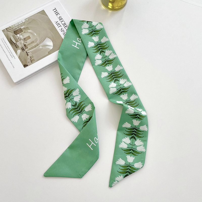 Lily green
