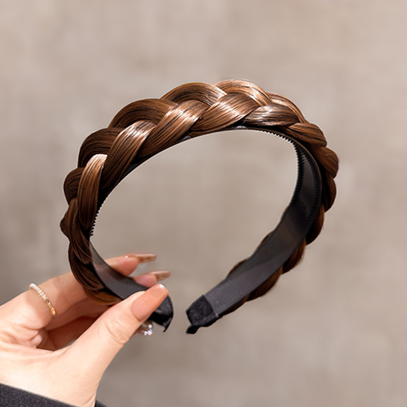 02 dark brown
