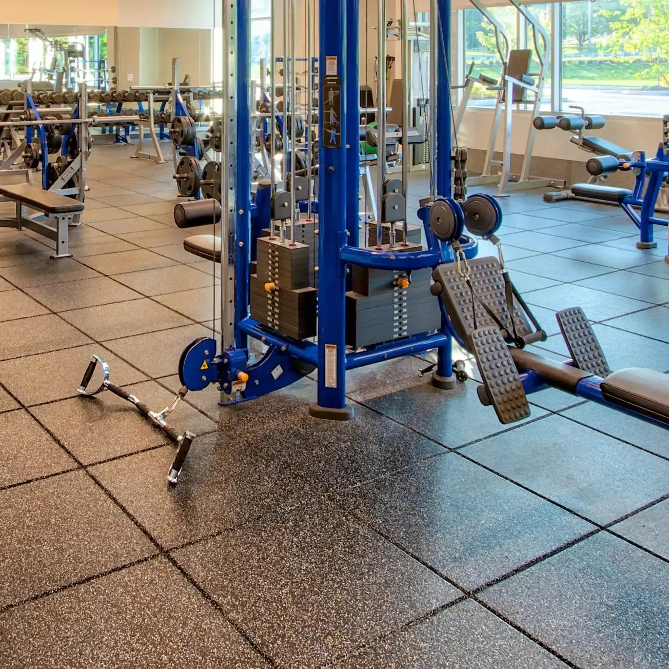 Hochwertige rutsch feste Bodenbelag Gym Roll matte Balkon abdeckung Schwarz Garage Gummi Bodenfliesen für GYM