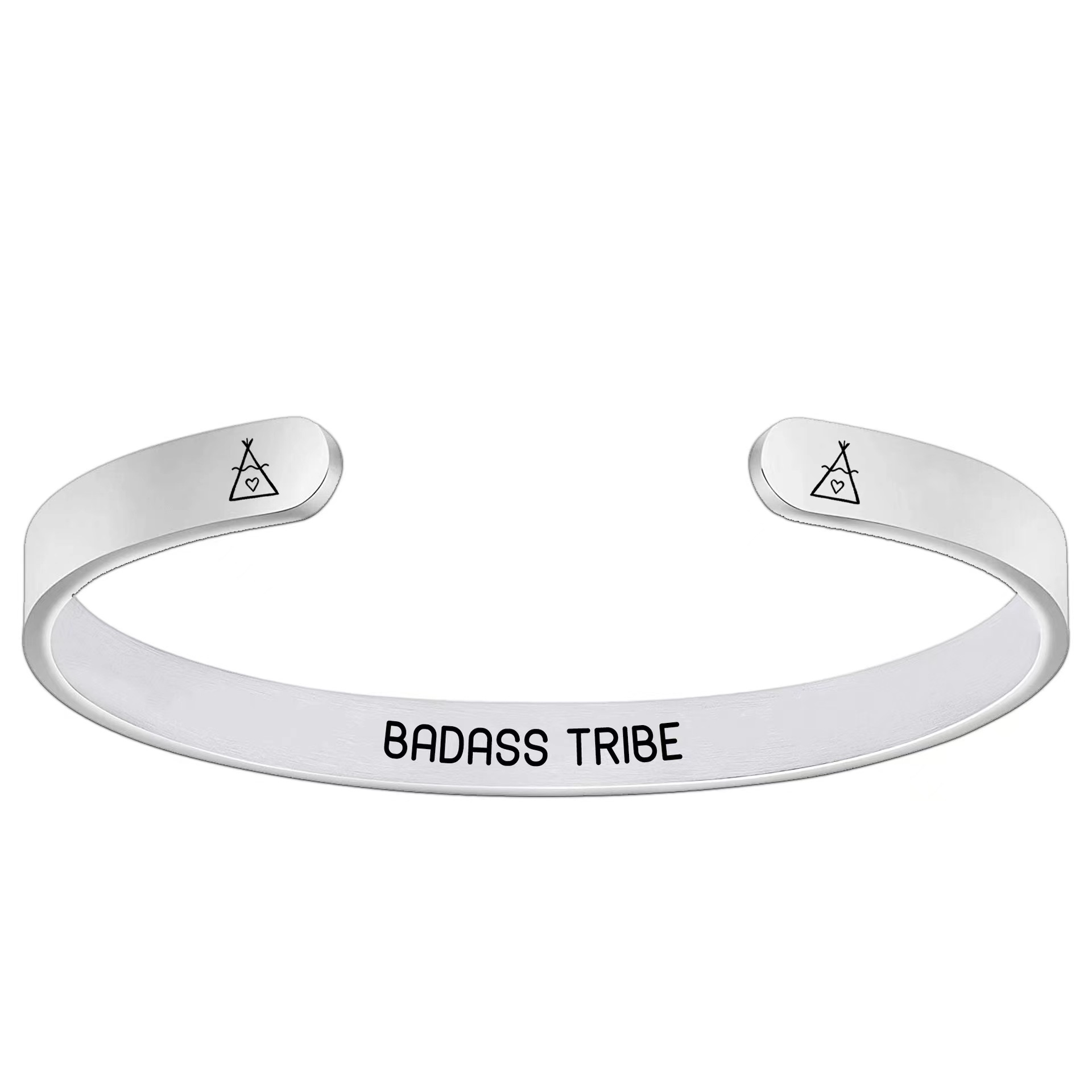 Bracelet de mauvaise qualité avec lettrage argenté.