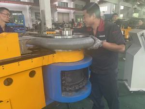 CNC産業用コンピューター強力なガスパイプライン下水道管CNC制御大口径チューブ曲げ機 - Product Image 2