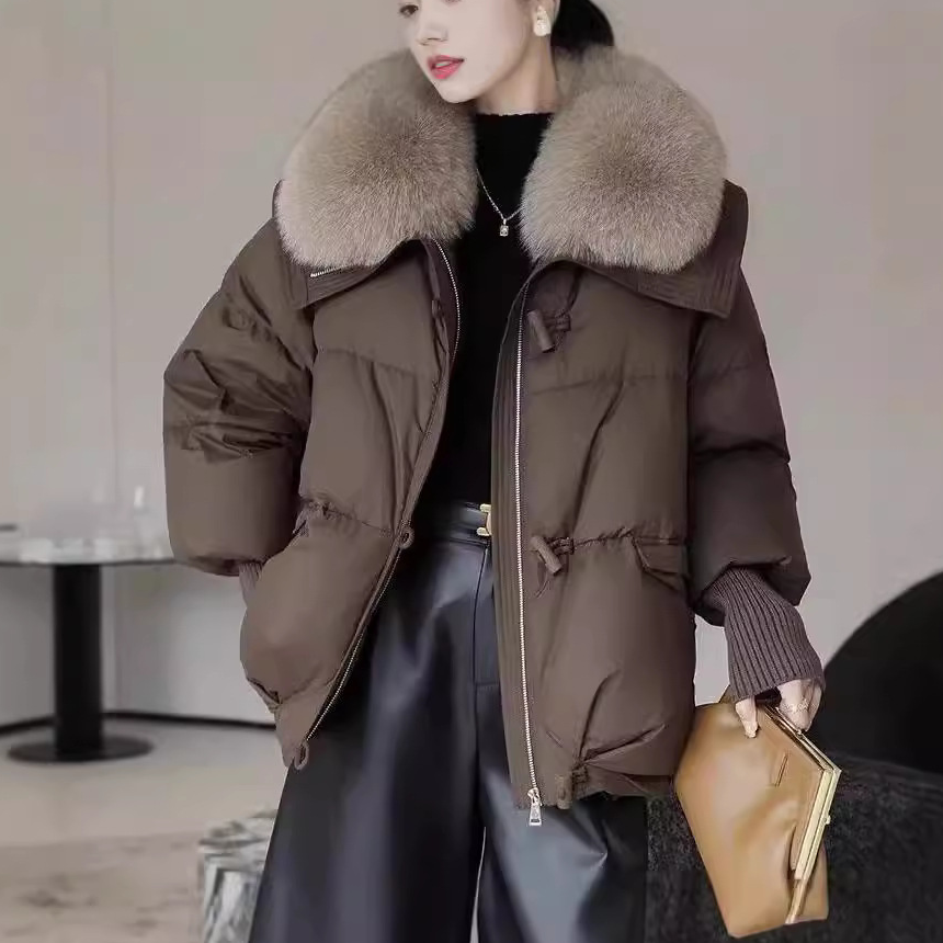 โกลเด้น