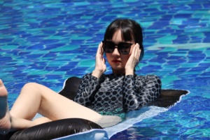 عوامة حمام سباحة قابلة للنفخ من قماش أكسفورد 210D متين، أريكة استرخاء مائية للبالغين للسباحة، كرسي استلقاء متين - Product Image 4