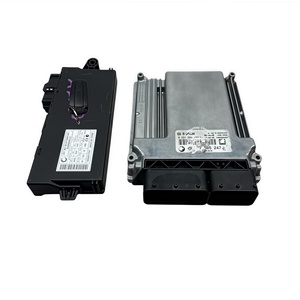 Desmontaje de coche de segunda mano para BMW E90 ECU Control Modul E92 318 320 120 X1 N46 E87 0261S04522 Placa de ordenador de motor 0261S04114