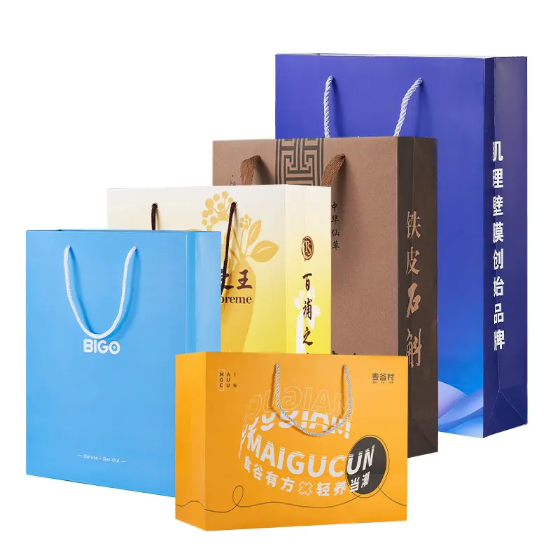 Benutzer definiertes Logo Luxus Papiertüte Boutique Einzelhandel Kleidung Verpackung Einkaufen Geschenk Papiertüte Mit Logo neue Produktideen