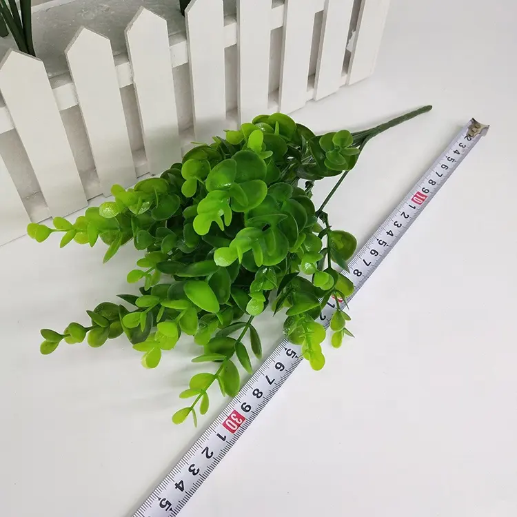 33 centimetri 7 Rami Foglie Artificiali di Eucalipto Artificiale Bush Negozio di Cerimonia Nuziale Per La Decorazione