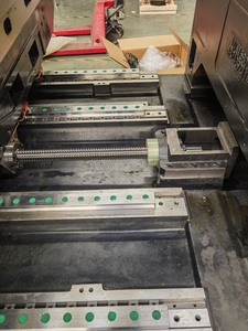 Fresadora CNC Vertical automática VMC1580 de alta precisión 3 4 5 ejes precio competitivo solo BT50 - Product Image 4